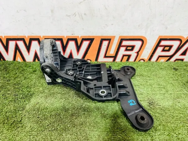 Wasserpumpenhalterung OEM LR135189 für Land Rover image 2