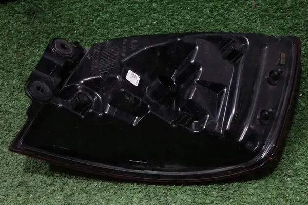 Lámpara trasera izquierda Audi A3 S3 8V 12- image 2