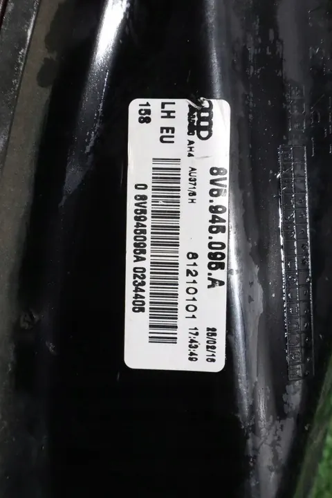 Lámpara trasera izquierda Audi A3 S3 8V 12- image 5