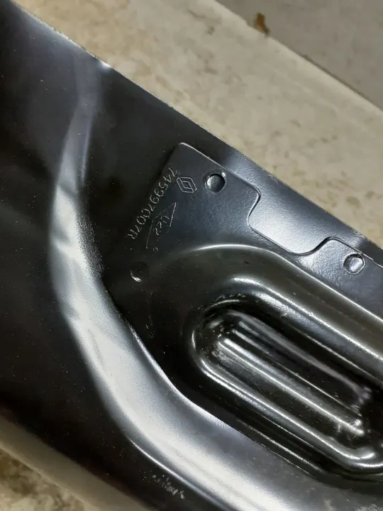 OEM 764609241R Oikea kynnyspylväs Renault Megane IV image 8