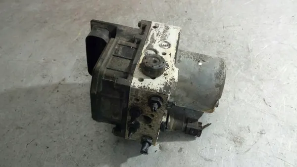 ABS-pump OEM 8E0614517 för Audi A4 B6 - Begagnad image 2