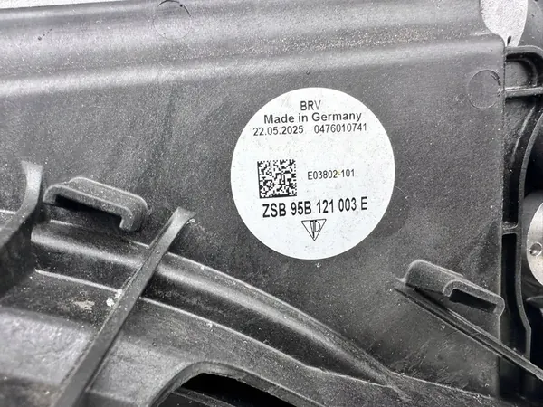 2016 Porsche Macan (95B) Radiateur 95B121003 image 2