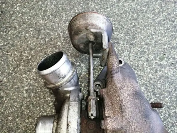 Turbocompressor OEM 18900RBDE02 para Honda Accord VII 2.2L image 5