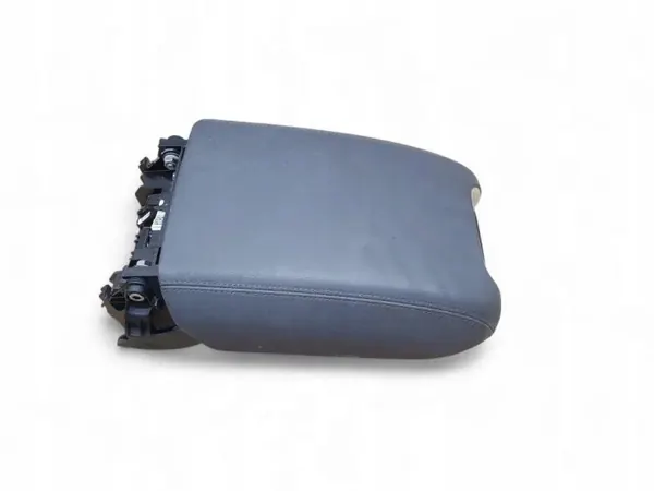 Accoudoir console centrale Porsche Cayenne OEM 9Y0864101 image 2