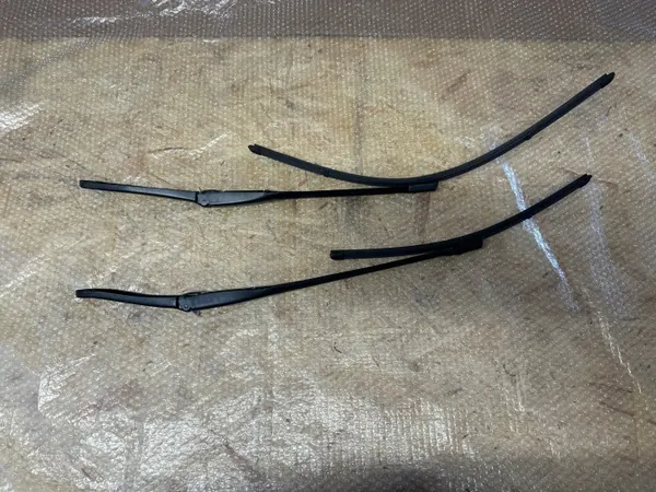 OEM Pyyhinvarsisarja Vas+Oik BMW 5 G30 LCI image 2