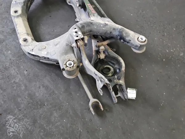 Achterbalk OEM IMPRK1532669 voor Toyota RAV4 V 2.5 Hybride image 4