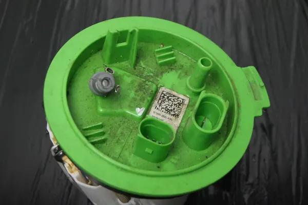 Brandstofpomp Audi S3 8V 2.0 TFSI Drijver 5Q0919051BP image 3