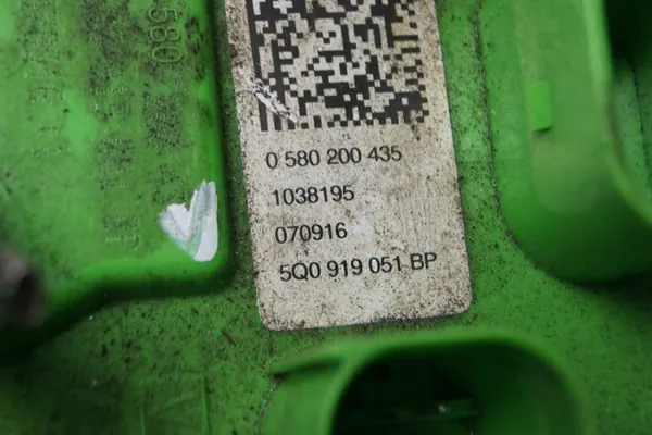 Brandstofpomp Audi S3 8V 2.0 TFSI Drijver 5Q0919051BP image 4