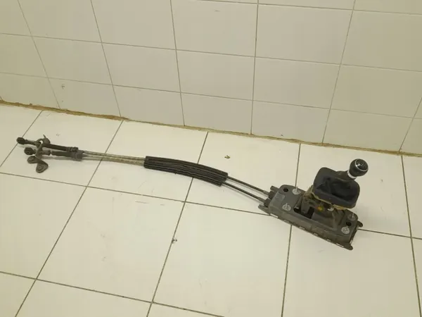 Levier de vitesses OEM 1K0711266 pour VW Golf V image 2