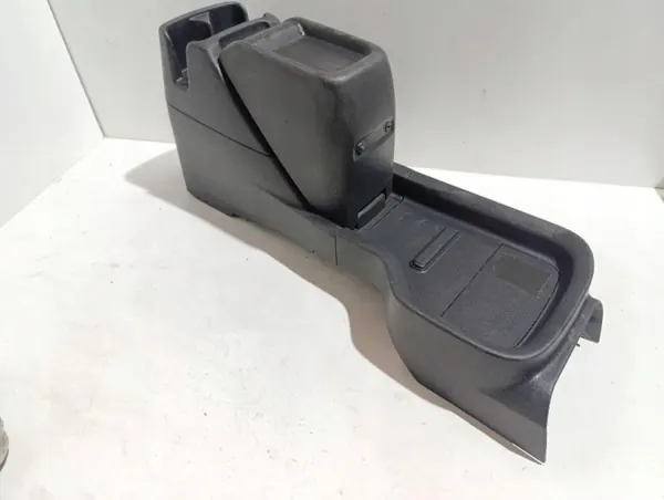 Accoudoir Nissan NV200 OEM 969104A0A - Occasion image 8