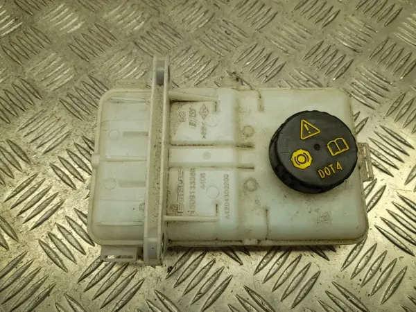Réservoir liquide frein OEM A4204300200 Renault image 2