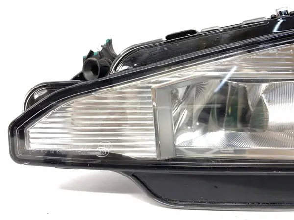 Phare Halogène Droit OEM 1NA013797 pour VW Passat B8 image 3