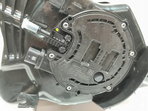 Tanque AdBlue & Bomba Mercedes Sprinter OEM A9104700000 image 8