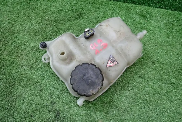 Expansionstank OEM A2175000049 Mercedes-Benz GLA H247 image 2