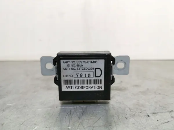 Suzuki Vitara 2016 Commande Direction OEM FBZ9753 image 2