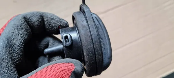 Q5 8R Polttoainesäiliön Korkki Diesel A4 B8 A5 8T A6 C7 A7 Q3 KTS24372 image 7