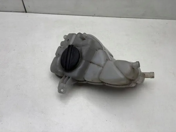 Audi A8 D4 Uitzettank OEM 4H0121403G image 2