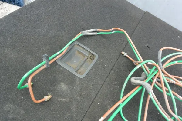 Tesla S Luftfjädringsledningssats - Begagnad OEM-del image 5
