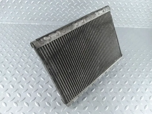 Evaporador ar condicionado Citroen DS5 OEM S3724006 - Usado image 3