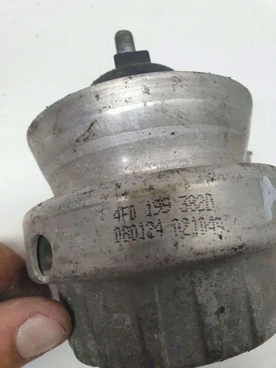 Audi A6 C6 Motorlager OE 4F0199382D image 5