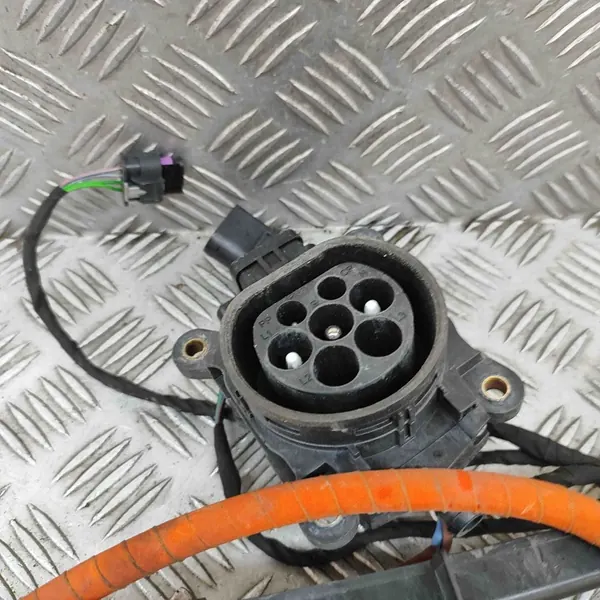 Câble de Charge de Batterie VW Passat Variant B8 12E915651D image 2