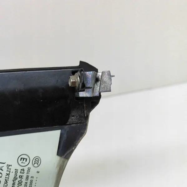 Vidro traseiro esquerdo Jaguar XK Coupé OEM 6W8329751AM image 6