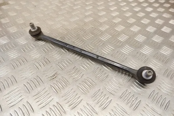 Toyota stabilisatorstang OEM 48820-K0010 voor Yaris IV image 2
