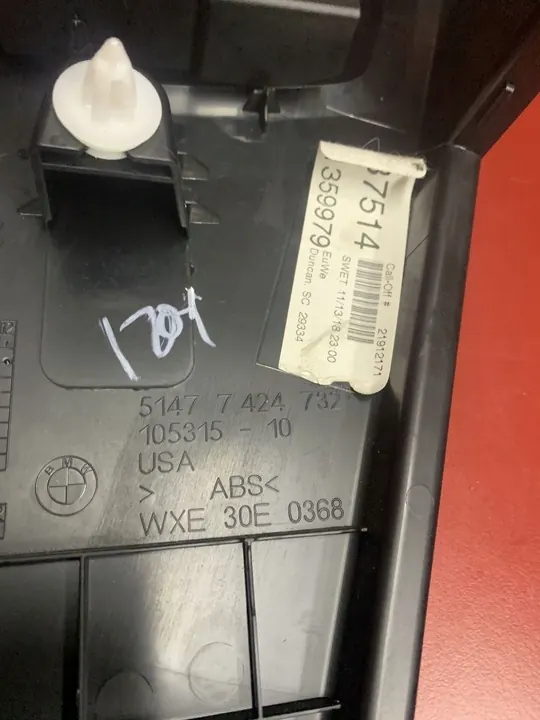 Élément de finition de pilier BMW X3 G01 2019 51477424732 image 2