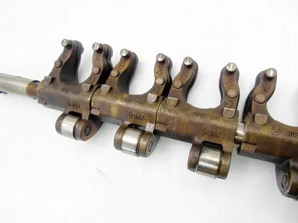 Nokka-akseli OEM R03077A01 Renault 1.2 16V:lle image 5