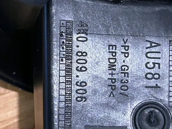 Audi A6 C8 Tankklappe OEM 4K0809906 - Gebraucht image 5