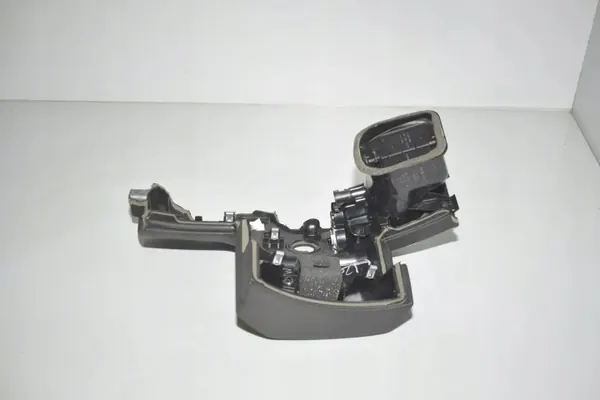 Rejillas de salpicadero OEM AH2204302D para Land Rover Discovery IV image 4