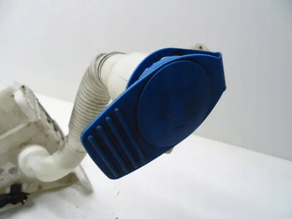 Washer Fluid Reservoir 5Q0955448AD SEAT Leon III 5F FR image 4