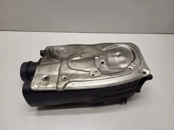 Ilmansuodinkotelo OEM A6510901101 Mercedes 2.2 CDI image 5