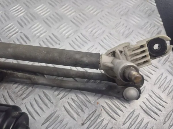 Suzuki Swift I framruta torkarmekanism OEM BRB1554 image 4
