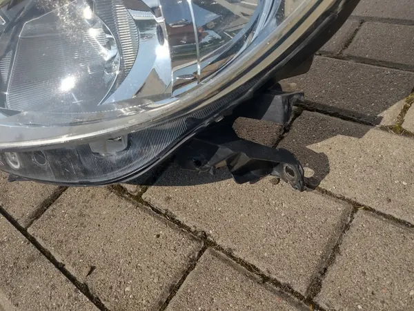 Farol esquerdo Renault Clio 3 III 05-08 7701061071 image 2