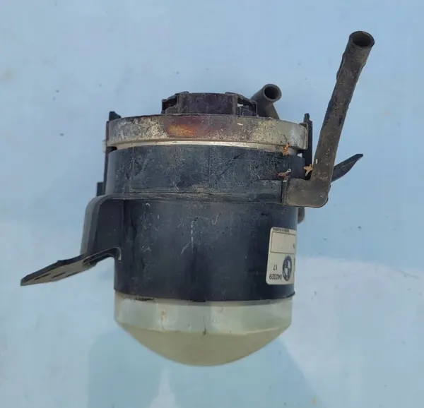 Begagnad Höger Halogenstrålkastare OEM 6910792 BMW E63 image 3