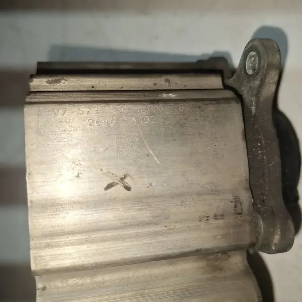 Gebrauchte Einspritzpumpe Peugeot 308 OEM V75734368002 B image 3