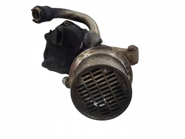 Soupape EGR OEM 04L131512D pour Audi A3 S3 8V image 3