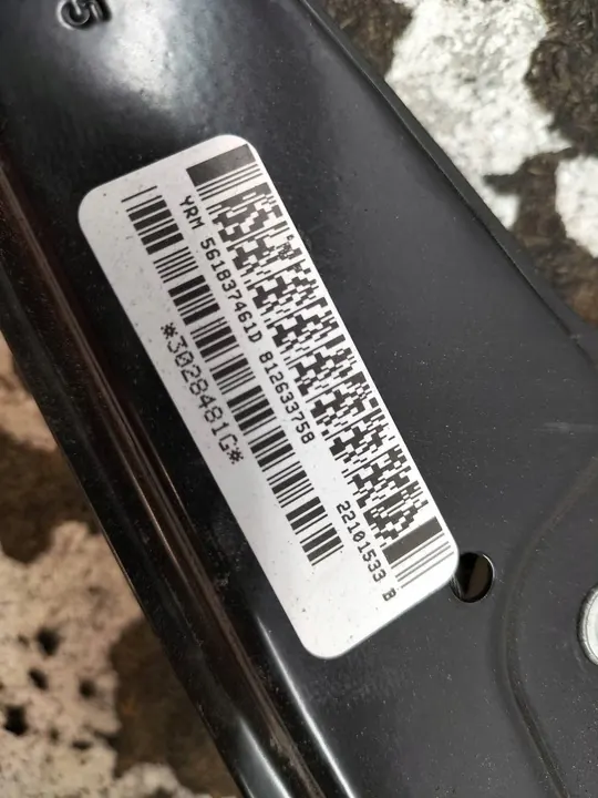 Mecanismo de janela dianteira esquerda VW Passat VIII B8 OEM 561837461D image 2