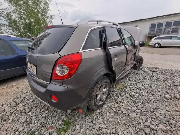 Pompe à carburant Opel Antara OEM 96830395 2007 2.0L image 9