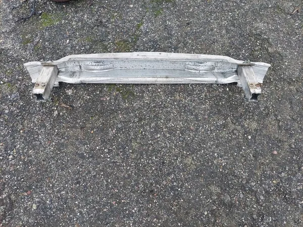 Etupuskuri Audi A6 C6 4F 4F0807111 OEM image 5