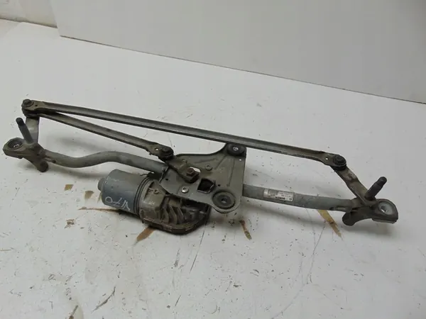 Volvo Pyyhkijänmoottori 30796358 image 2