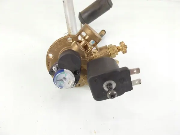 Vanne de gaz LPG pour Ford Focus mk2 C-Max 03-09 OEM 67R-010D image 3