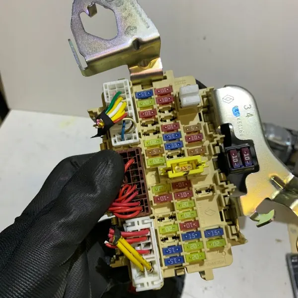 Pieza Renault KOLEOS 1.3 TCE EDC OEM - Usada image 6