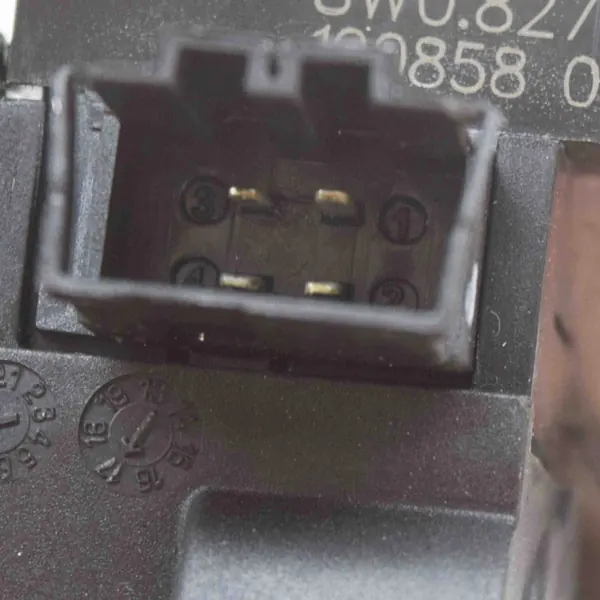 Bakluckslås Audi A4 S4 B9 2018 image 5