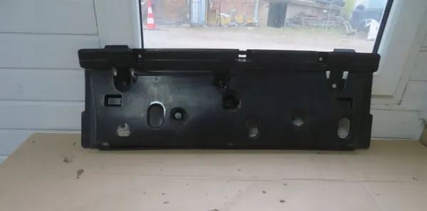 Cache de pare-chocs avant OEM 9673857380 Peugeot 208 I image 2