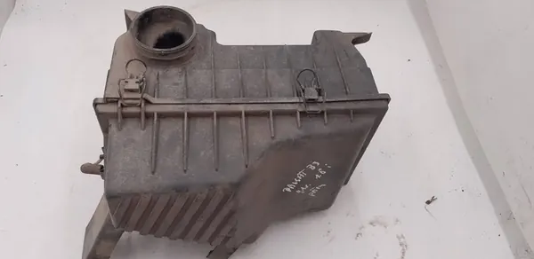 Volkswagen PASSAT B3 Ilmansuodattimen Kotelo 357129607B image 9