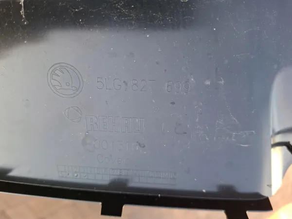 Spoiler Skoda Enyaq OEM enyaq spoiler T. - Usado image 5