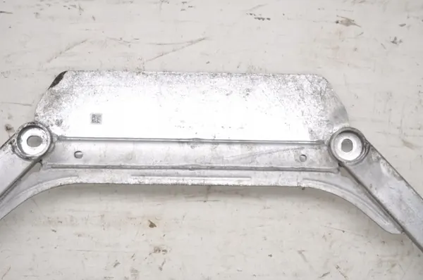 BMW F40 Strebe OEM 259384 - Gebraucht image 8