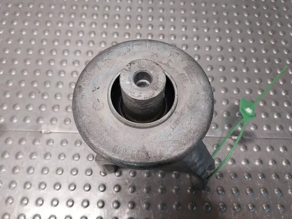 Soporte de motor Volkswagen 7H0 199 849AT image 2